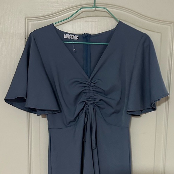 Essere - Short-Sleeve V-Neck Drawstring A-Line Dress - Picture 4 of 6